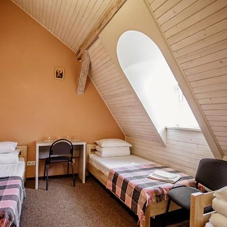 Guest House "Arkhistratyg" Lviv Bagian luar foto