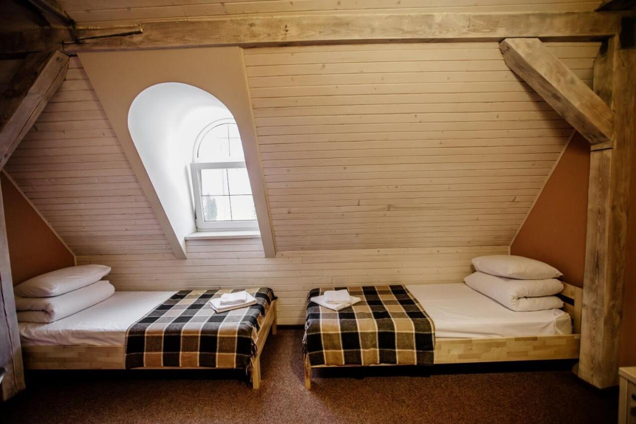 Guest House "Arkhistratyg" Lviv Bagian luar foto