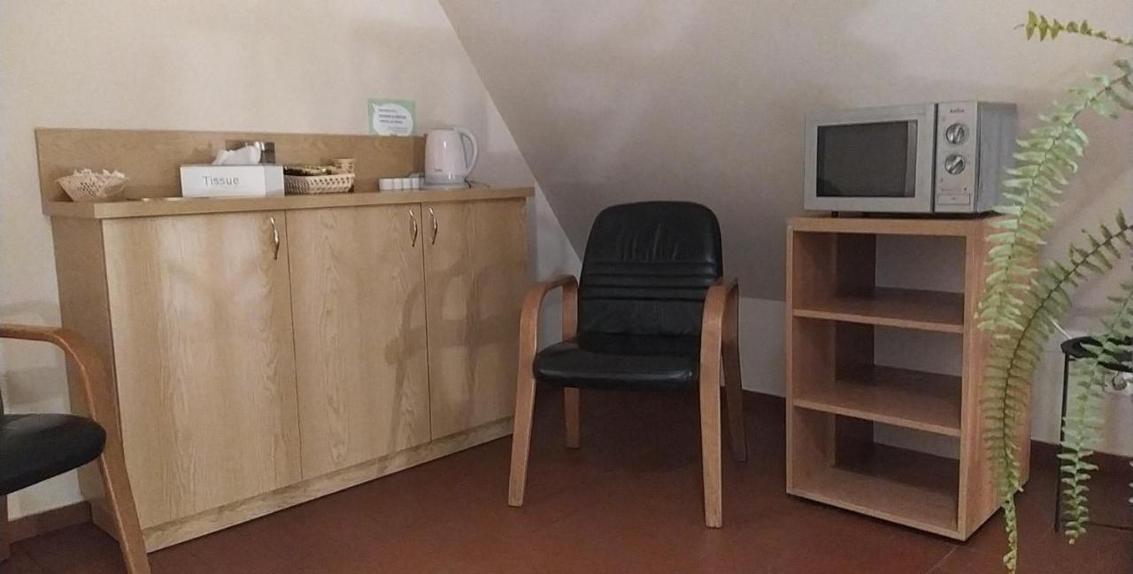 Guest House "Arkhistratyg" Lviv Bagian luar foto
