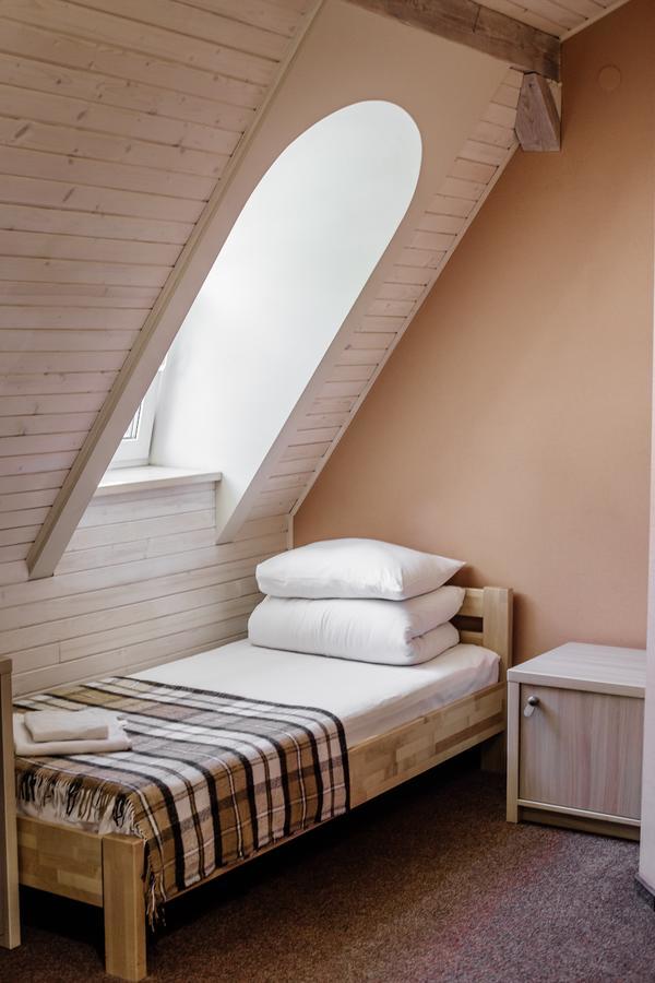 Guest House "Arkhistratyg" Lviv Bagian luar foto