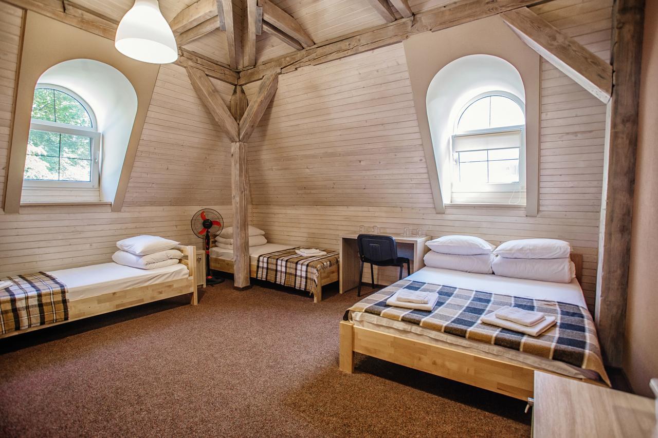 Guest House "Arkhistratyg" Lviv Bagian luar foto